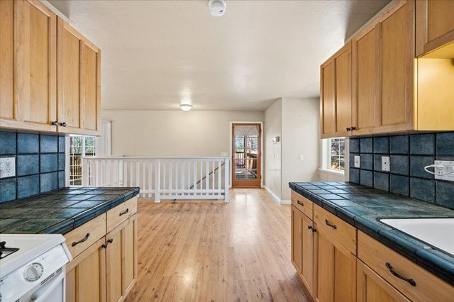 16601 Bristow Ct, Grass Valley, CA 95949