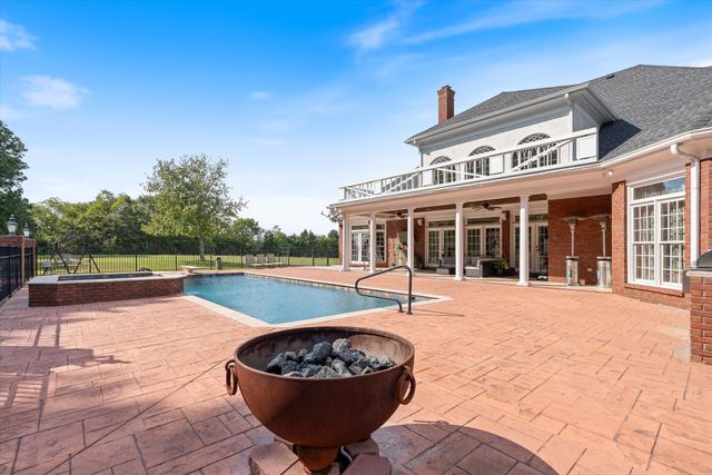 1465 New Columbia Hwy, Lewisburg, TN 37091