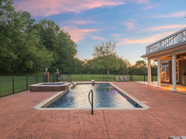 1465 New Columbia Hwy, Lewisburg, TN 37091