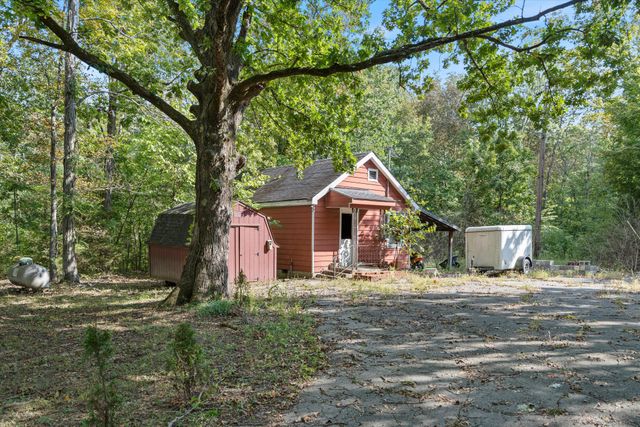 1465 New Columbia Hwy, Lewisburg, TN 37091