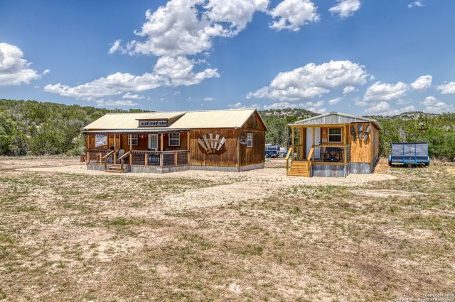 1024 Sd 63005, Rocksprings, TX 78880