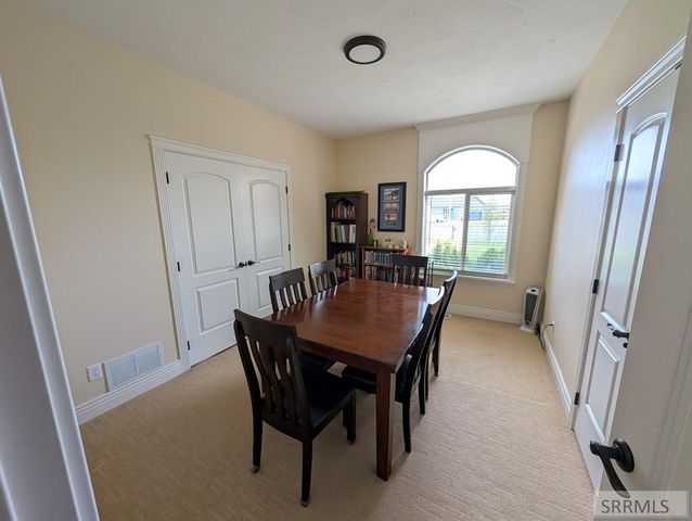 9232 N Mapleview Drive, Idaho Falls, ID 83401