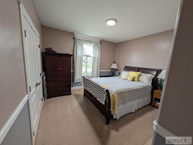 9232 N Mapleview Drive, Idaho Falls, ID 83401