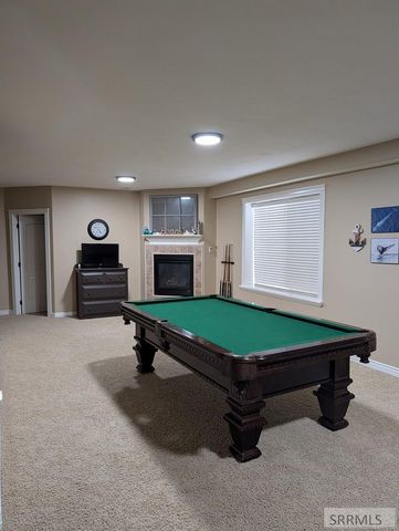 9232 N Mapleview Drive, Idaho Falls, ID 83401
