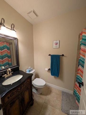 9232 N Mapleview Drive, Idaho Falls, ID 83401