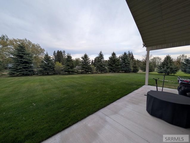 9232 N Mapleview Drive, Idaho Falls, ID 83401