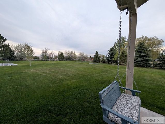 9232 N Mapleview Drive, Idaho Falls, ID 83401