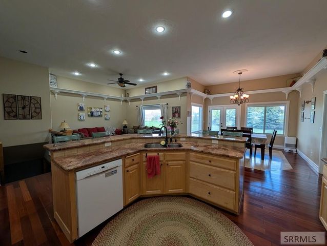 9232 N Mapleview Drive, Idaho Falls, ID 83401