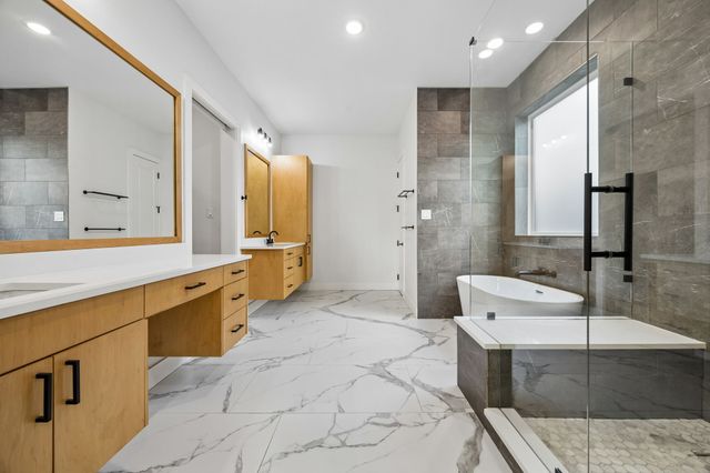 10450 Solta Drive, Dallas, TX 75218
