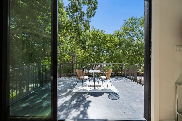 10450 Solta Drive, Dallas, TX 75218