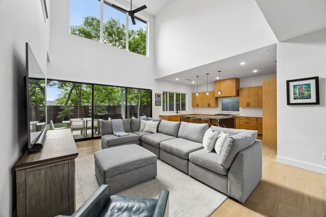 10450 Solta Drive, Dallas, TX 75218