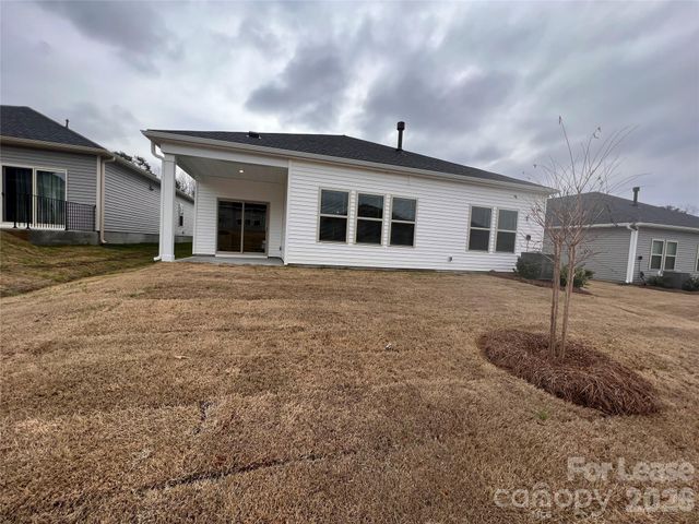9850 Festival Way, Charlotte, NC 28215