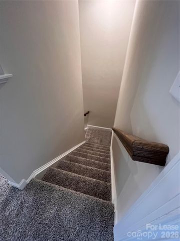 9850 Festival Way, Charlotte, NC 28215