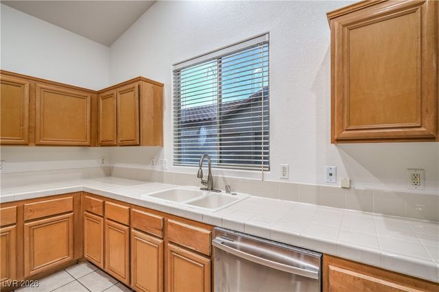 1166 Panorama Heights Street, Las Vegas, NV 89110