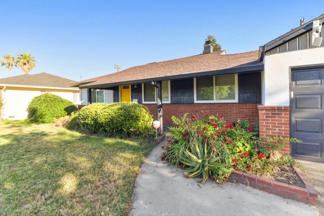2500 Valley Rd, Sacramento, CA 95821