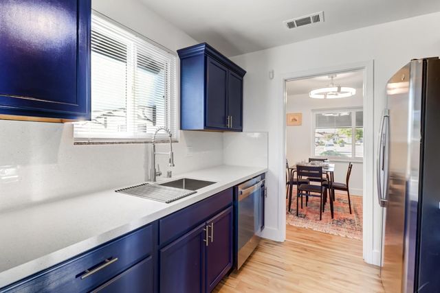 2500 Valley Rd, Sacramento, CA 95821