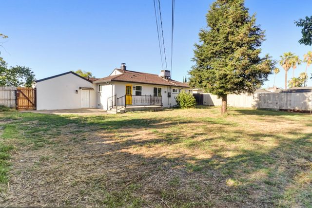 2500 Valley Rd, Sacramento, CA 95821