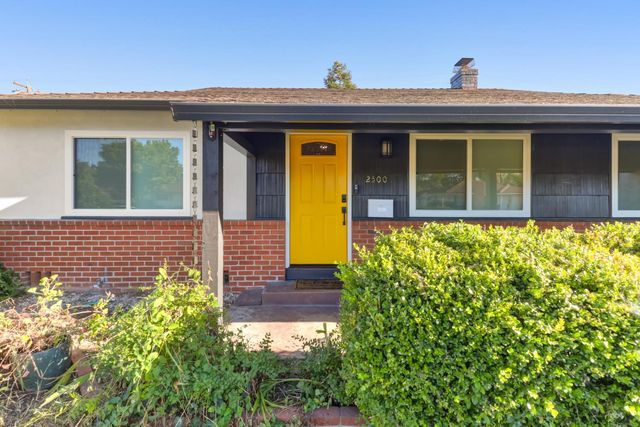 2500 Valley Rd, Sacramento, CA 95821
