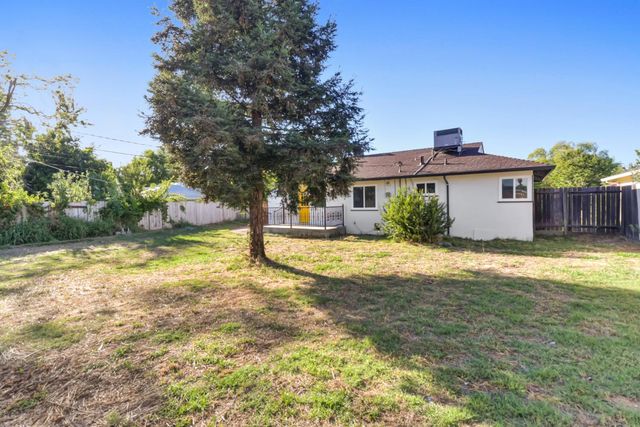 2500 Valley Rd, Sacramento, CA 95821