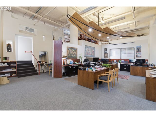 1314 Nw IRVING St 101, Portland, OR 97209