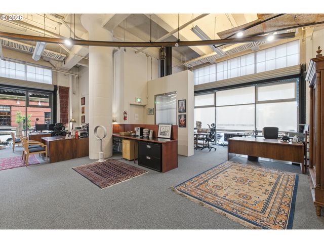 1314 Nw IRVING St 101, Portland, OR 97209
