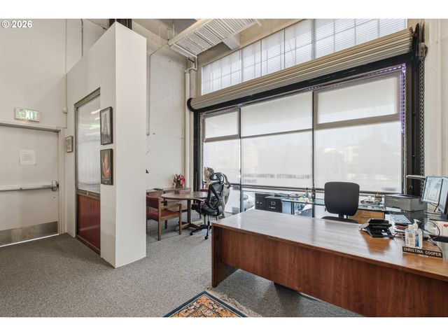 1314 Nw IRVING St 101, Portland, OR 97209