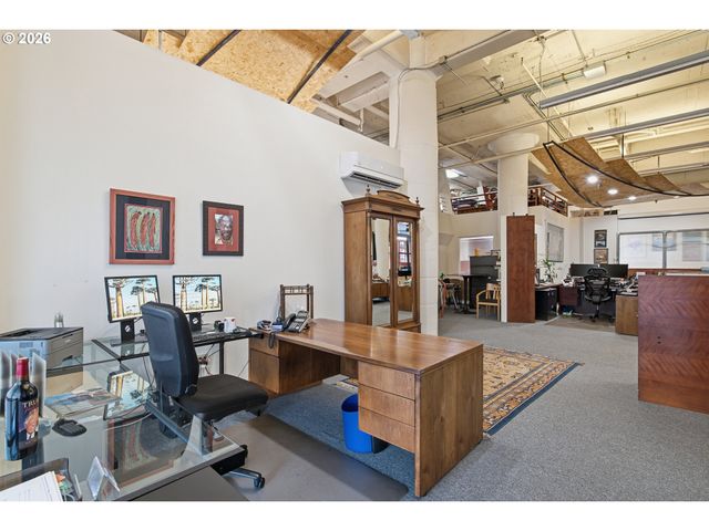 1314 Nw IRVING St 101, Portland, OR 97209