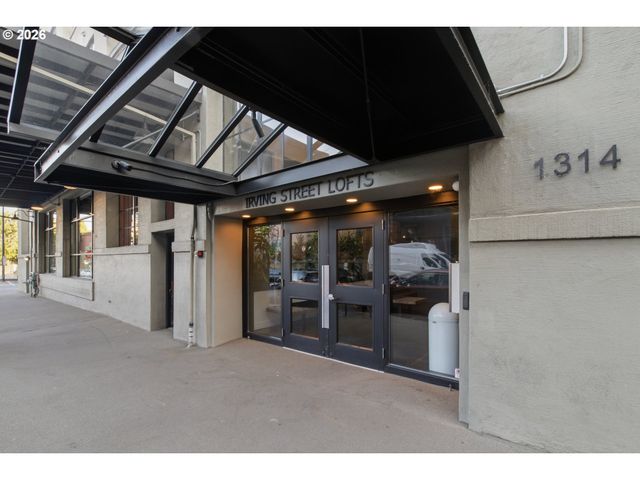 1314 Nw IRVING St 101, Portland, OR 97209