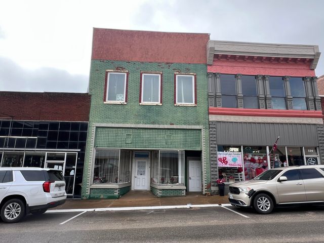 118 E Main Street 116 A B C, Willow Springs, MO 65793