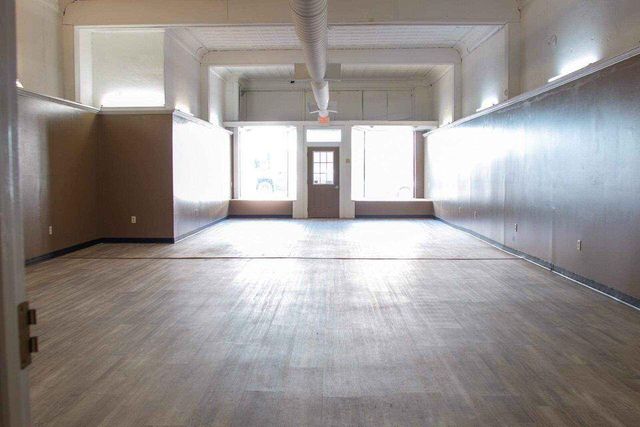 118 E Main Street 116 A B C, Willow Springs, MO 65793