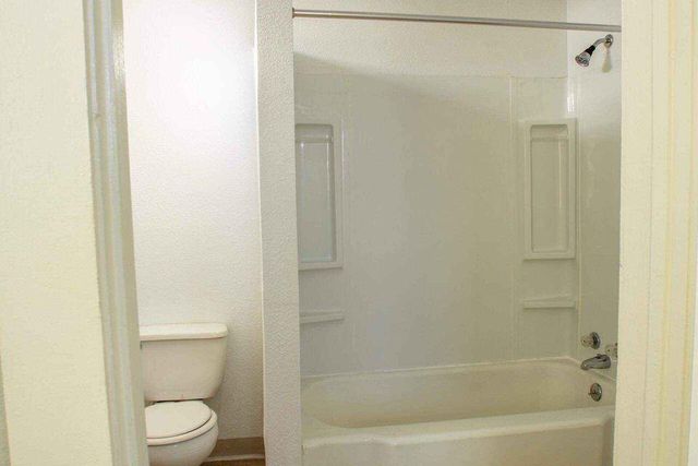 118 E Main Street 116 A B C, Willow Springs, MO 65793