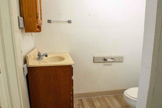 118 E Main Street 116 A B C, Willow Springs, MO 65793