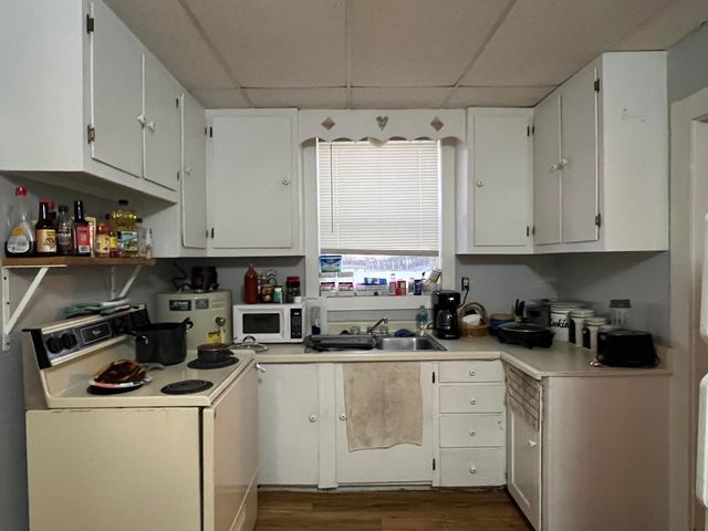 118 E Main Street 116 A B C, Willow Springs, MO 65793