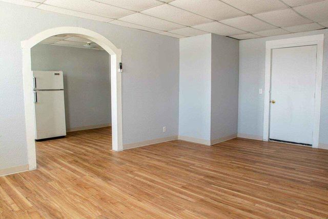 118 E Main Street 116 A B C, Willow Springs, MO 65793