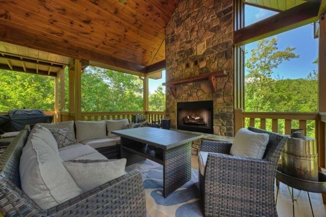 12 N Dream Catcher, Blue Ridge, GA 30513