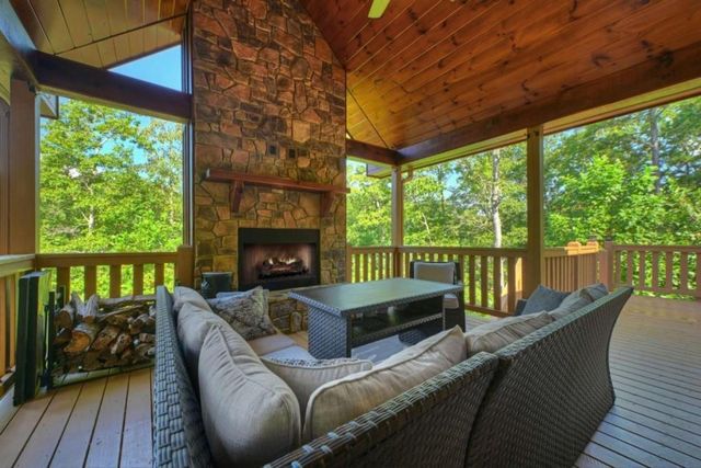 12 N Dream Catcher, Blue Ridge, GA 30513