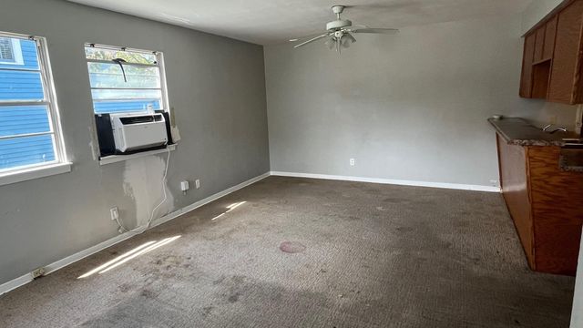 1611 20th Street, Galveston, TX 77550