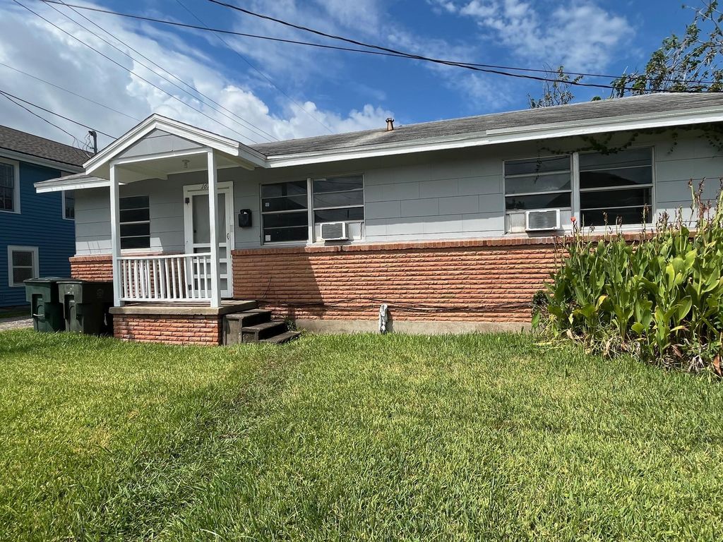 1611 20th Street, Galveston, TX 77550
