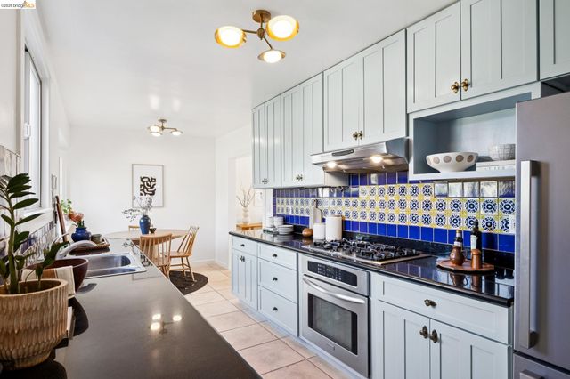 1136 Marin Ave, Albany, CA 94706