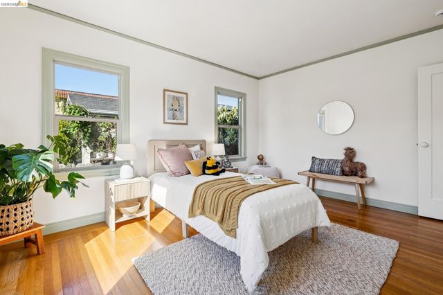 1136 Marin Ave, Albany, CA 94706