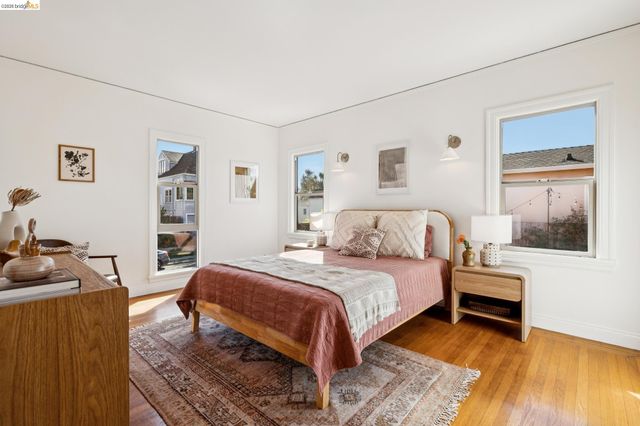 1136 Marin Ave, Albany, CA 94706