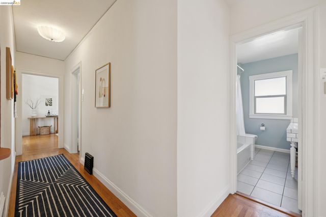 1136 Marin Ave, Albany, CA 94706