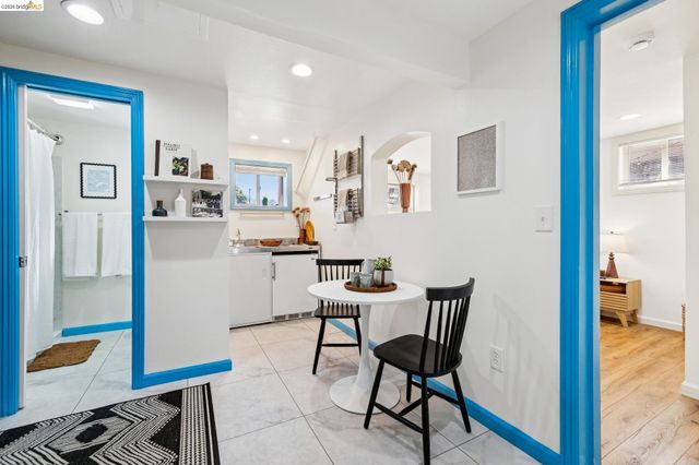 1136 Marin Ave, Albany, CA 94706