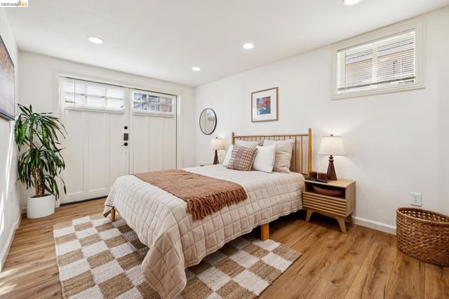 1136 Marin Ave, Albany, CA 94706