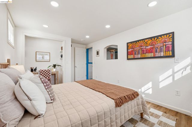 1136 Marin Ave, Albany, CA 94706