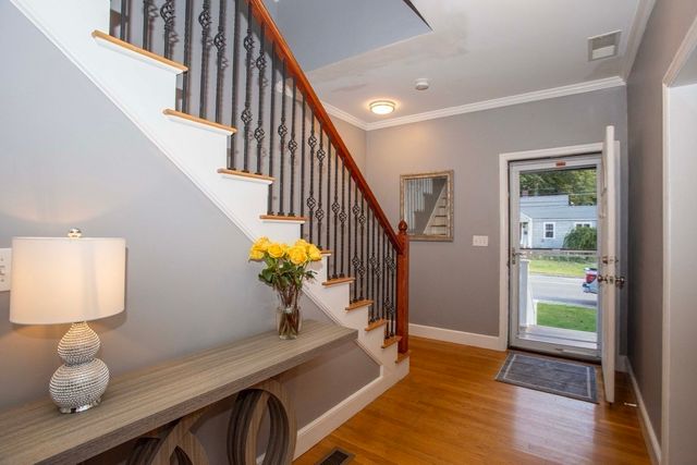 84 Spring St, Wakefield, MA 01880