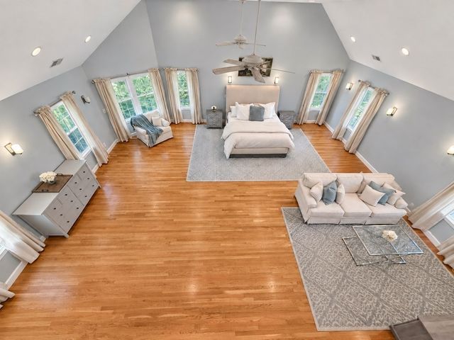 84 Spring St, Wakefield, MA 01880