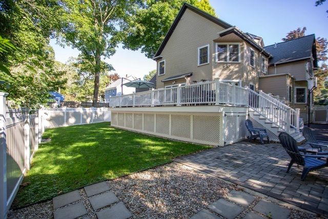 84 Spring St, Wakefield, MA 01880