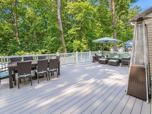 84 Spring St, Wakefield, MA 01880