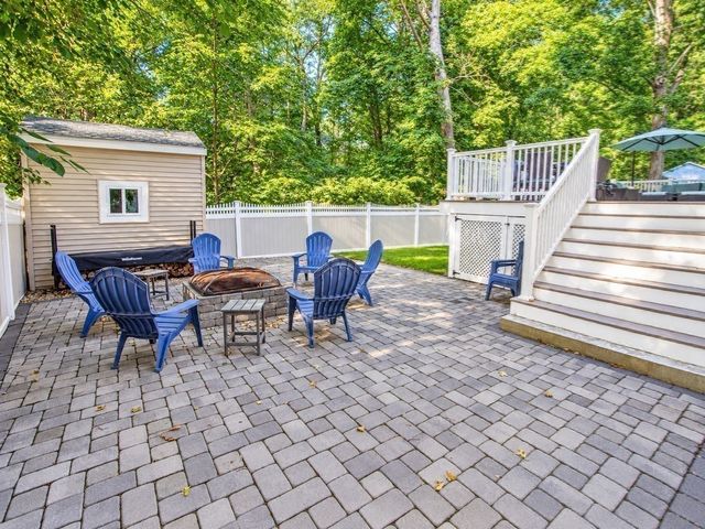 84 Spring St, Wakefield, MA 01880